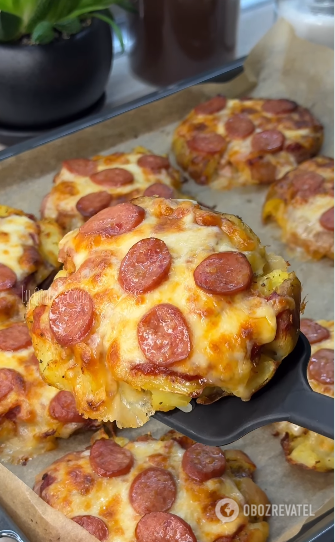 If you're tired of boiled young potatoes, try these delicious mini pizzas 