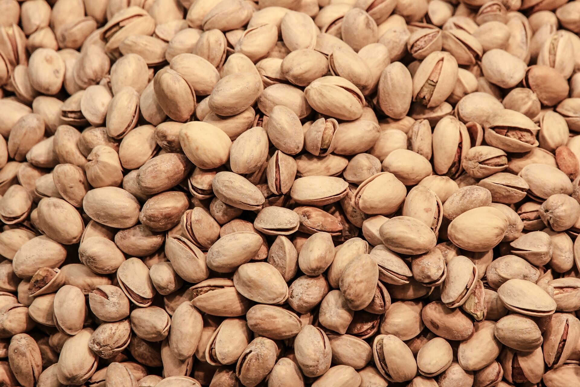 Pistachios are best eaten without salt