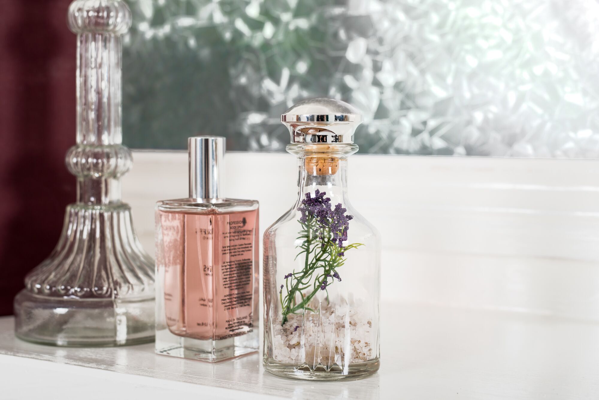 How to make perfumes last longer on your skin: an ingenious life hack