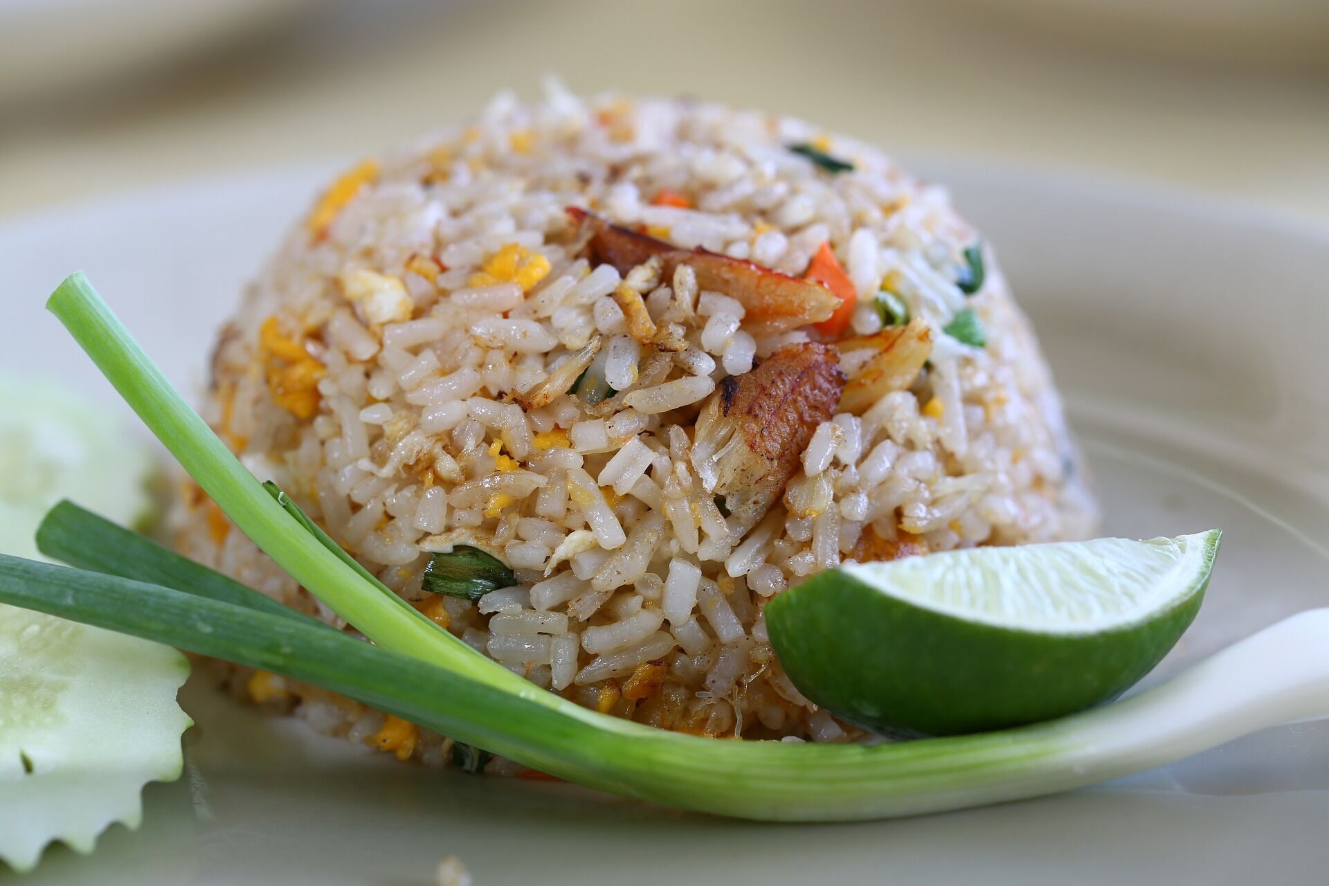 Rice should not be eaten the day after cooking