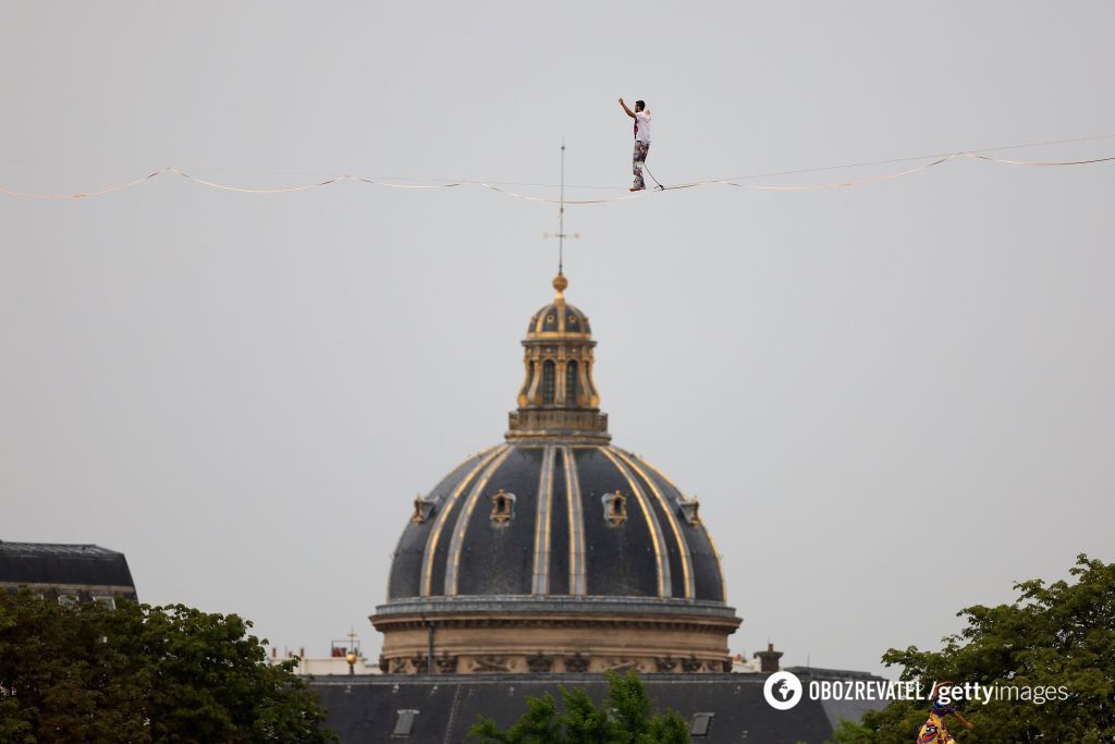 Ceremonia otwarcia Igrzysk Olimpijskich 2024: kto zapalił znicz, jak powitano Ukrainę i inne szczegóły