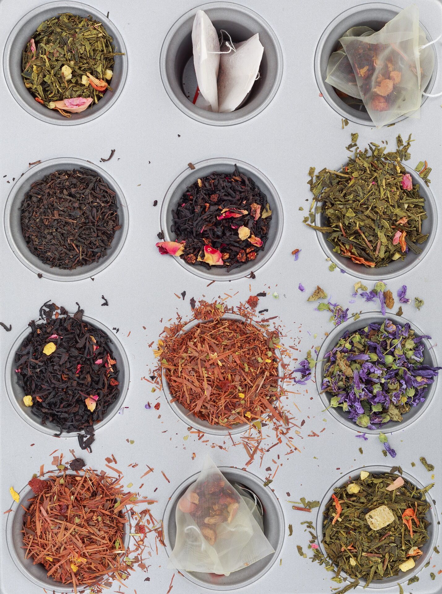 Teas with different flavors