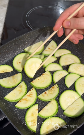 Tender zucchini stew: reviving childhood recipe