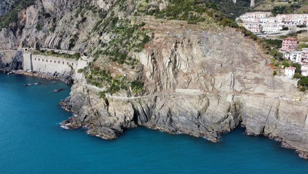 The Way of Love, which had been closed for 12 years due to a landslide, is opened in Italy