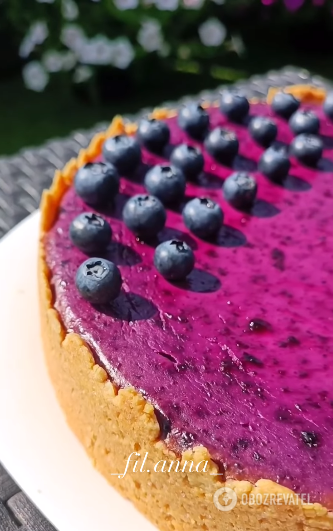 Blueberry cheesecake: you will be delighted with the taste and appearance