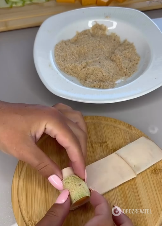 Proste roladki z cukinii z serem: jak przygotować to szybkie sezonowe danie