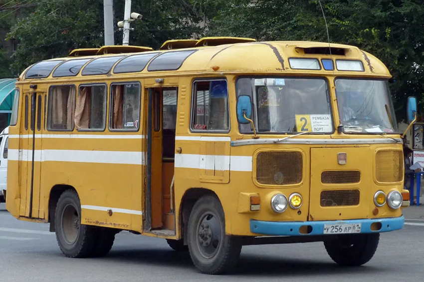 How the USSR stole the panoramic windows on the roof of a bus from the West, but never understood why: the story of an ''invention''