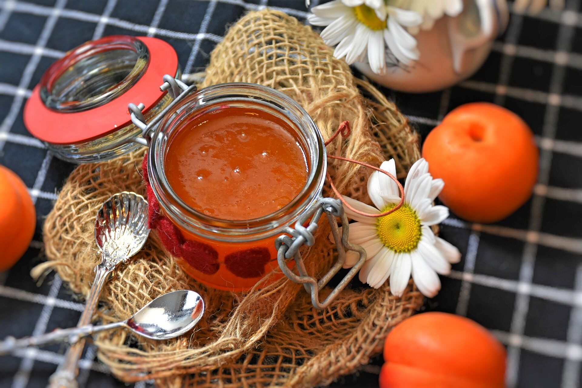 Apricot jam for the winter