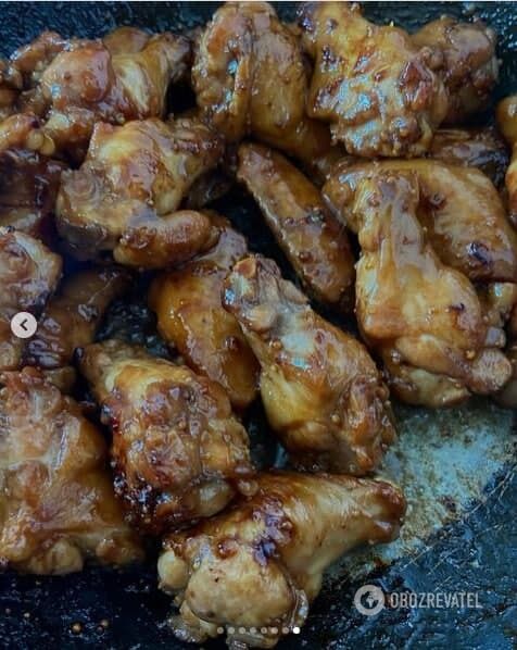 Fried marinated wings