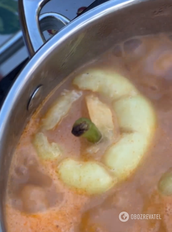 What to stuff bell peppers with to make them delicious: the perfect dish for a hearty lunch