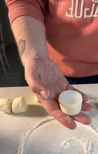 Perfect syrnyky: it's time to learn how to make them right