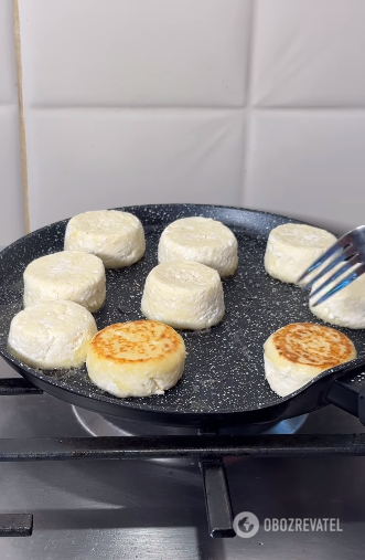 Perfect syrnyky: it's time to learn how to make them right