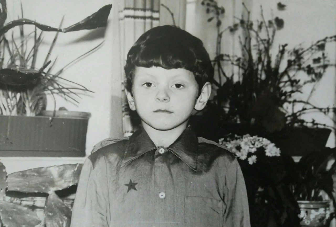 He loved weapons as a child and was preparing for war. What Valerii Zaluzhnyi looked like before he became the ''Iron General''