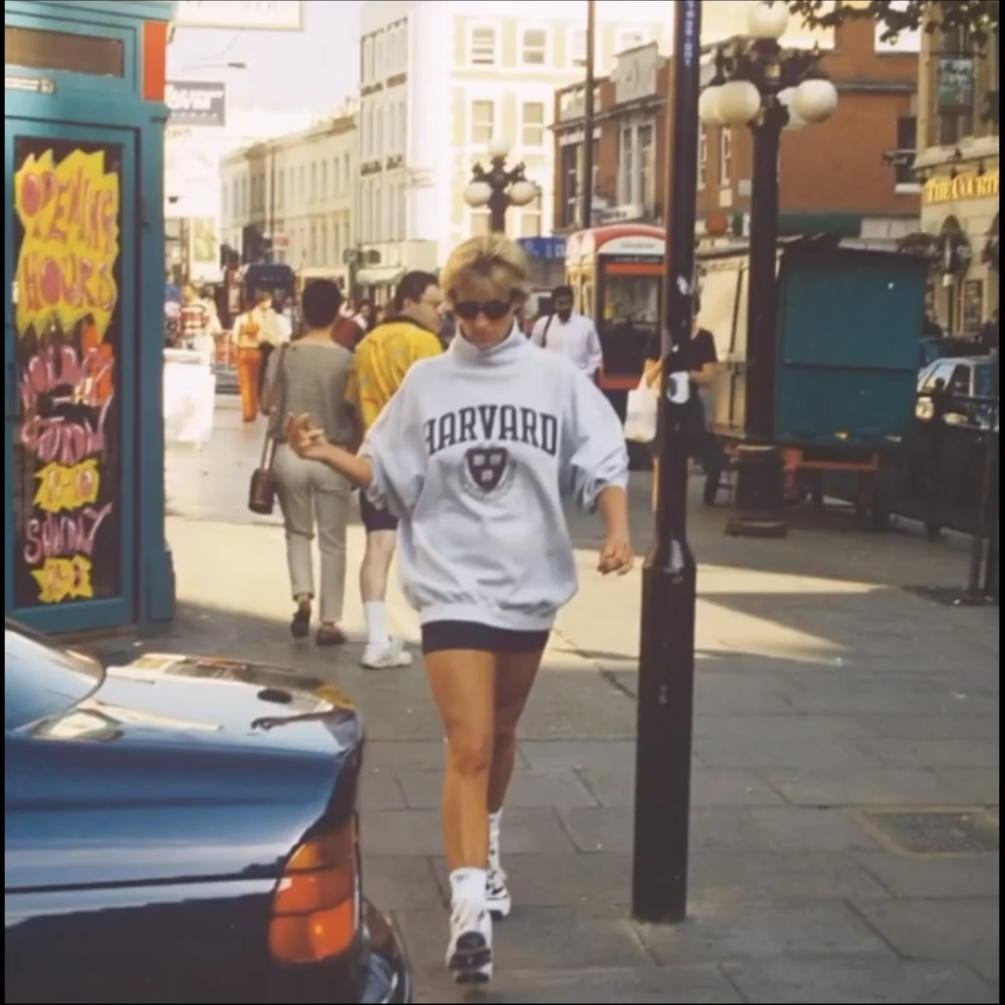 ''Impeccable sense of style!'' A video from 1997 with Princess Diana in shorts and a sweatshirt was posted online