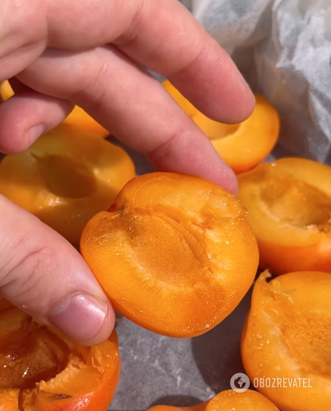 Apricots for the dish