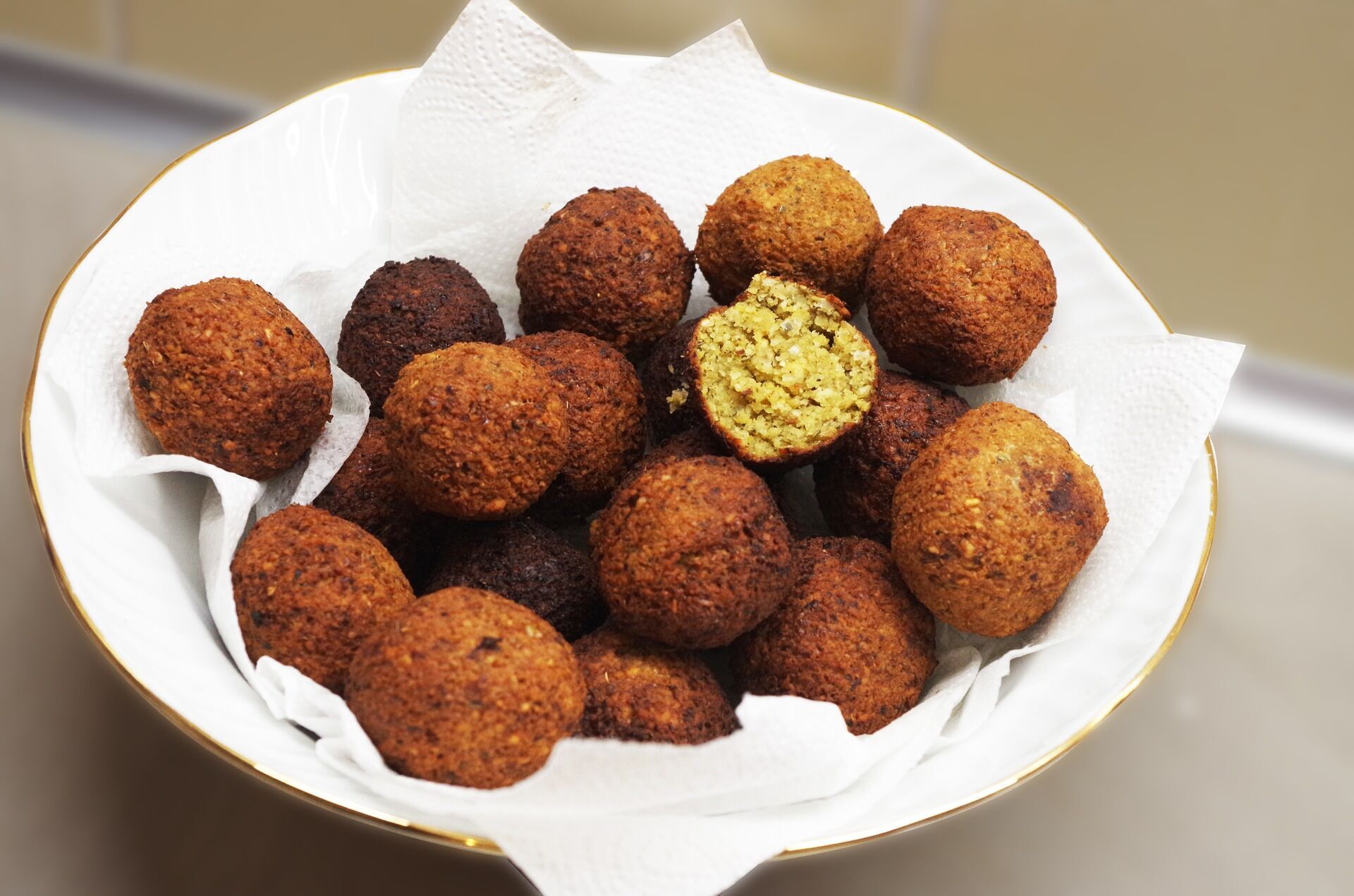 How to cook falafel deliciously