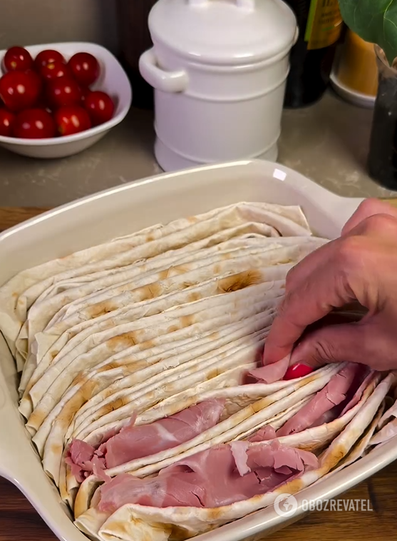 Lazy pita bread pie for lunch: ready in minutes