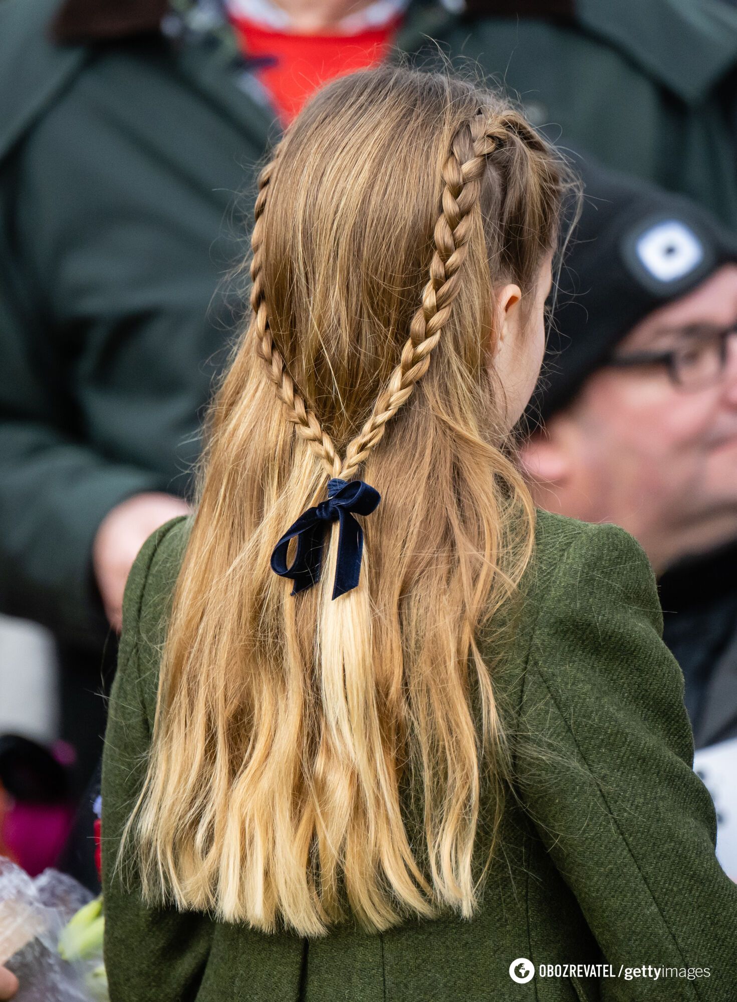 How Princess Charlotte copies Taylor Swift's hairstyles. Photos of the star and her fan where they are like two peas in a pod