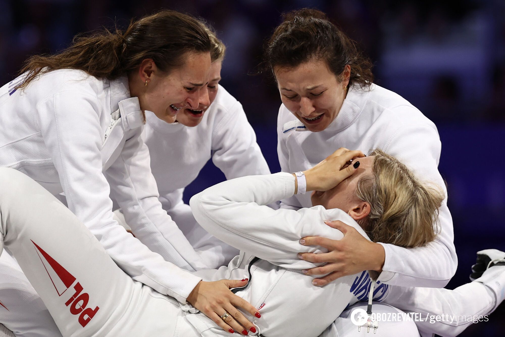 Polish fencer ''went crazy'' after winning a medal at the 2024 Olympics. Video