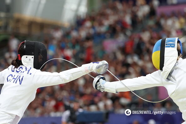 Polish fencer ''went crazy'' after winning a medal at the 2024 Olympics. Video