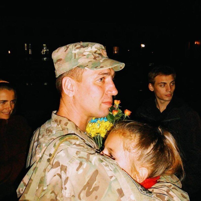 The father of the Ukrainian athlete came from the front to support his daughter at the 2024 Olympics. Photo