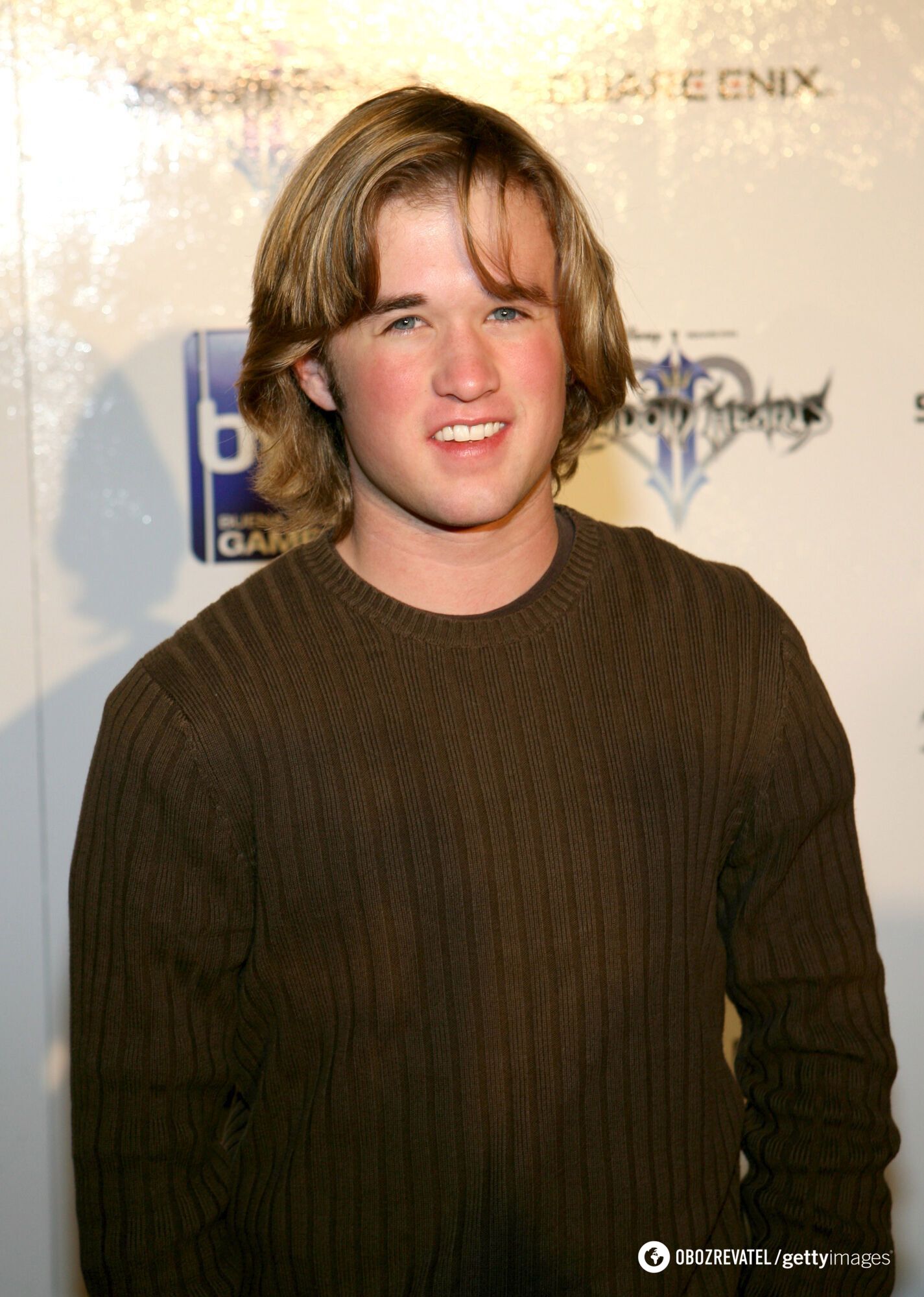 Long hair, beard and the same smile: how the boy from The Sixth Sense, Haley Joel Osment, has changed. 10 photos