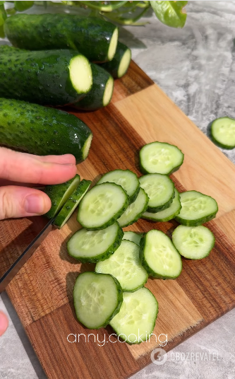 Pickled cucumbers with ketchup and mustard: a recipe for a spicy appetizer for the winter