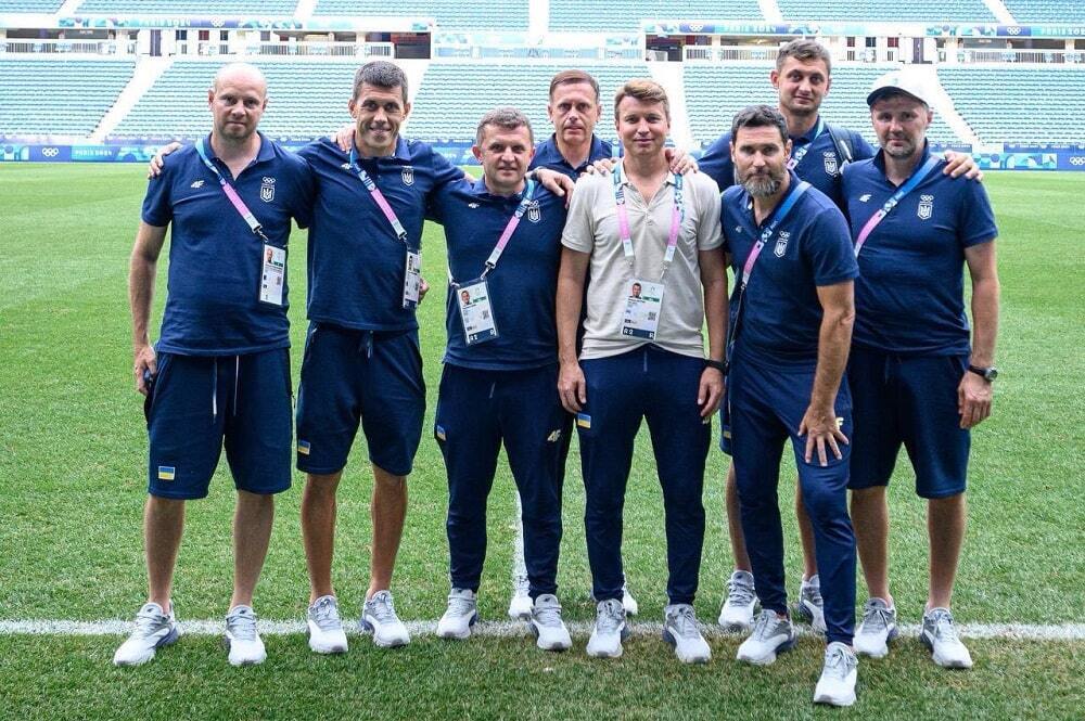 Head coach and entire coaching staff leave the Ukrainian Olympic football team