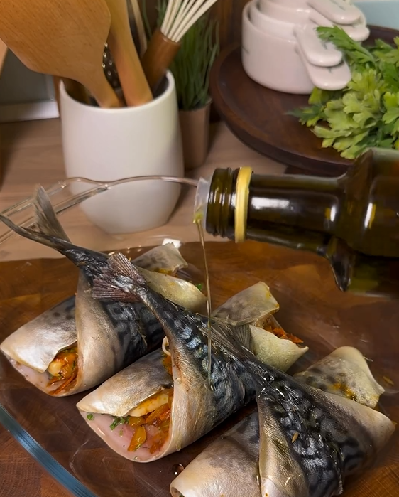 What to stuff mackerel with: the fish just melts in your mouth