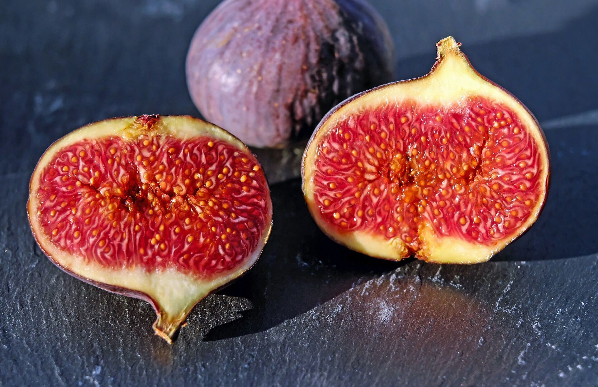 Ripe figs