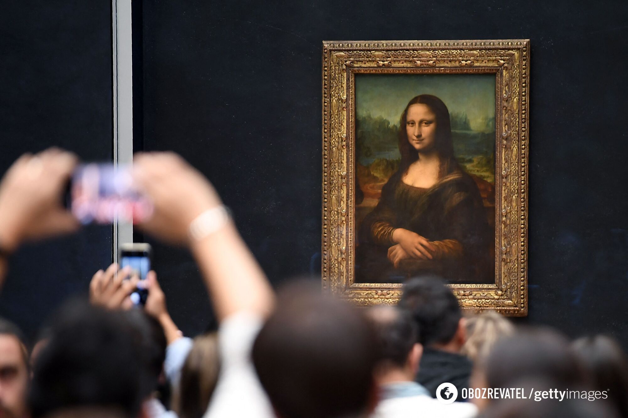 Became famous after it was kidnapped and was repainted twice. Interesting facts about the ''Mona Lisa'' that you might not know