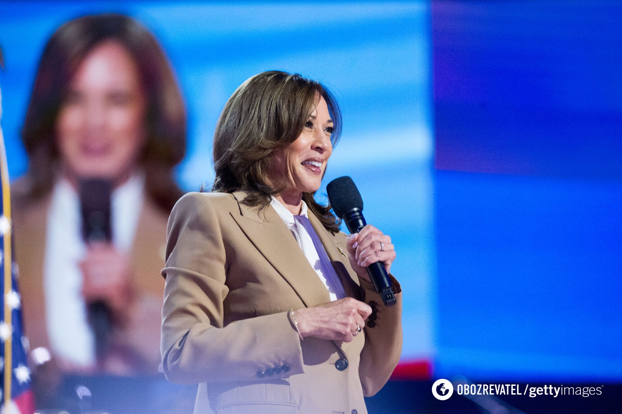 Trolling Donald Trump or a signal to the world? Why Kamala Harris's brown suit has become an object of discussion online and what does it have to do with Barack Obama