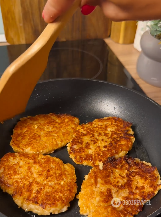 Sweet apple pancakes: easier than any pies and casseroles