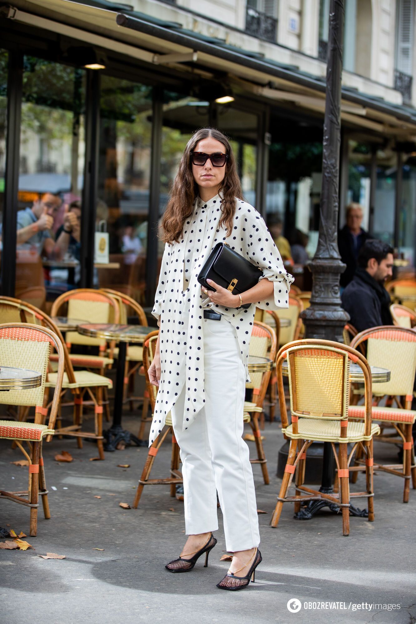 5 looks with jeans for women 45+, which beautifully emphasize the figure