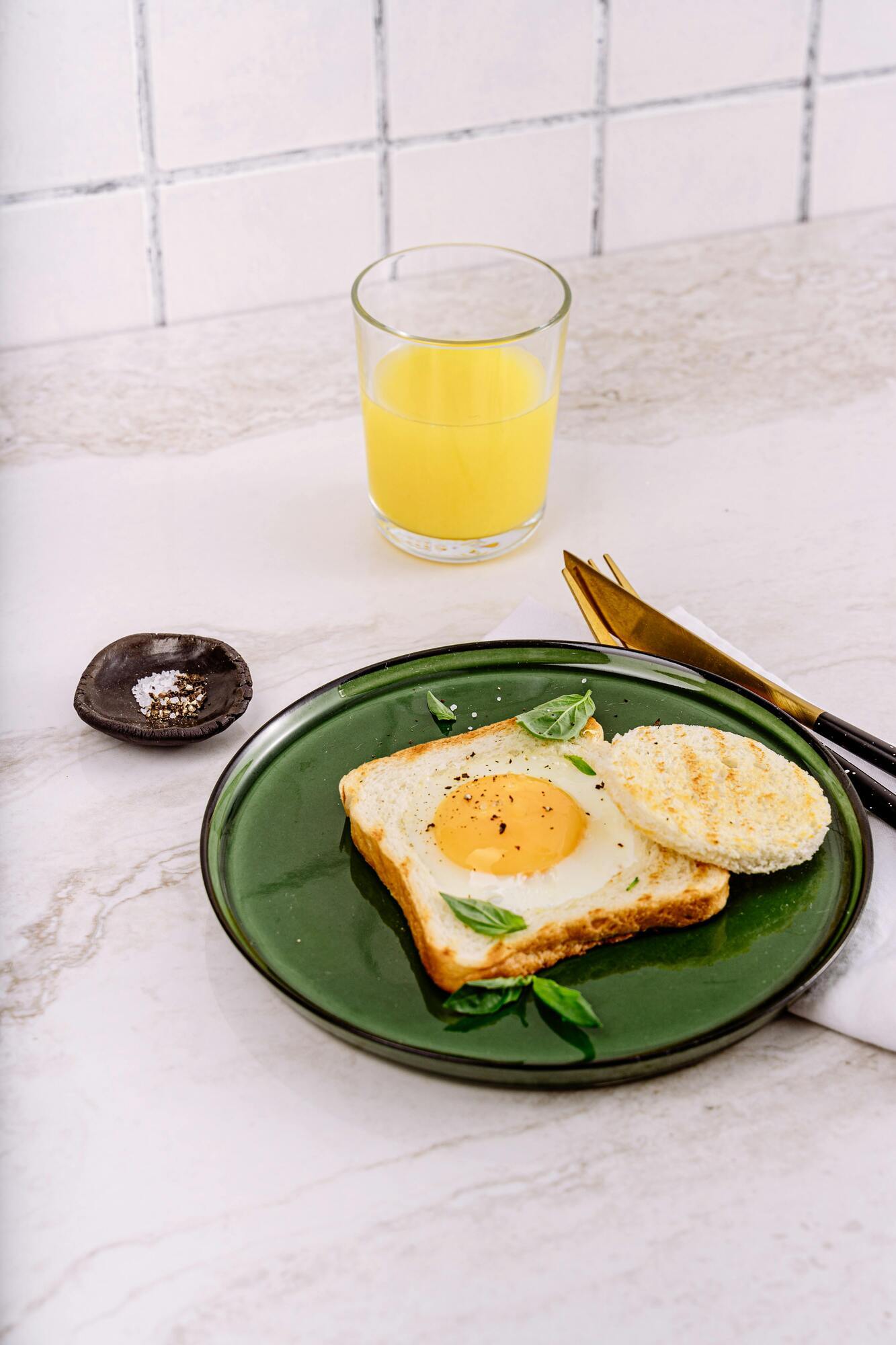 How to cook scrambled eggs without a frying pan: it only takes 5 minutes