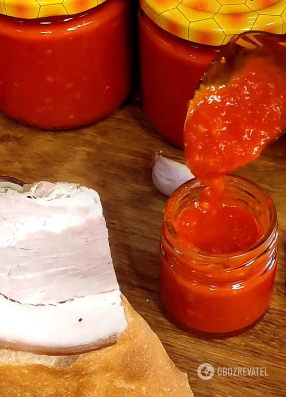 Spicy megrel sauce for the winter: made from fresh tomatoes and peppers