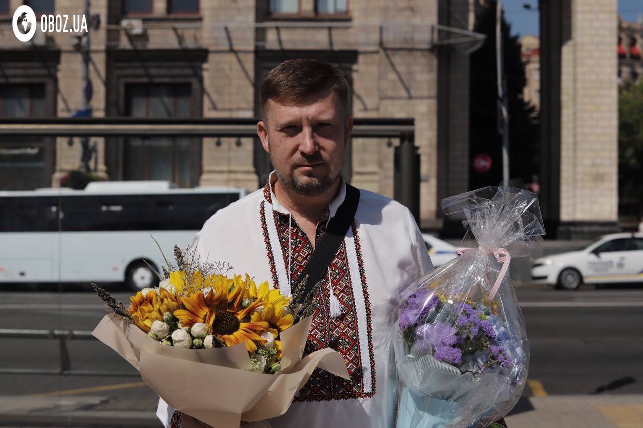 Ukrainian flags, embroidered shirts and honoring heroes: how Kyiv celebrates Ukraine's Independence Day. Photo report