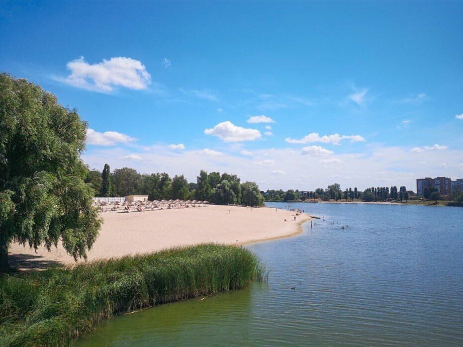 Water bodies of Poltava region: top beaches for a summer weekend