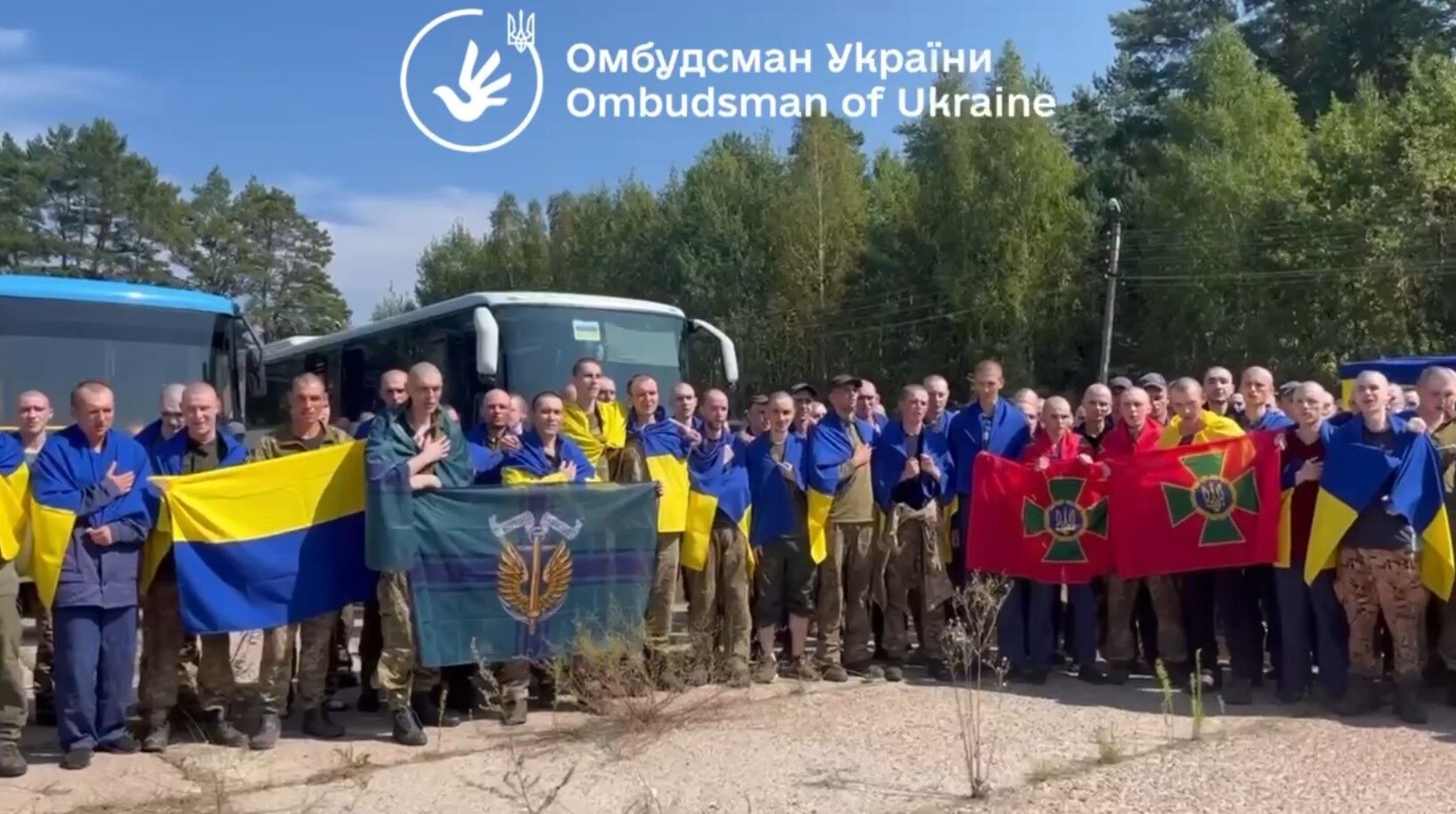 Ukrainian defenders returned from Russian captivity sang the national anthem of Ukraine: video touched the web