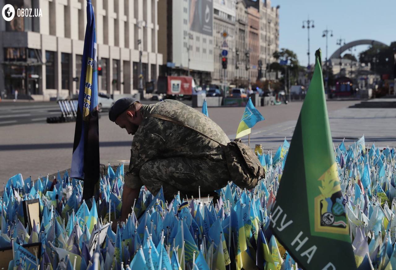 Ukrainian flags, embroidered shirts and honoring heroes: how Kyiv celebrates Ukraine's Independence Day. Photo report