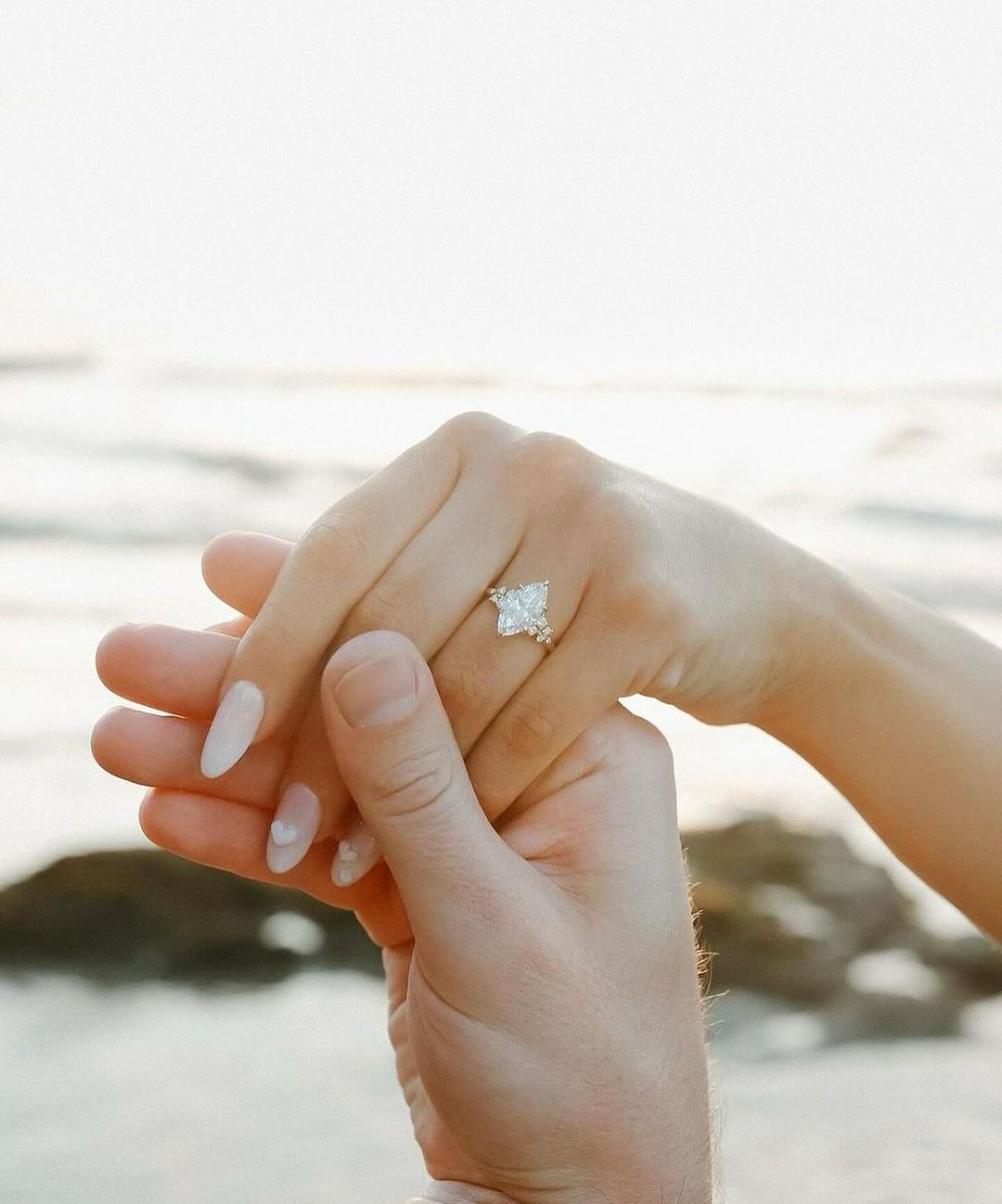 The star nail artist showed the manicure of his daughter, who was proposed to. Photo