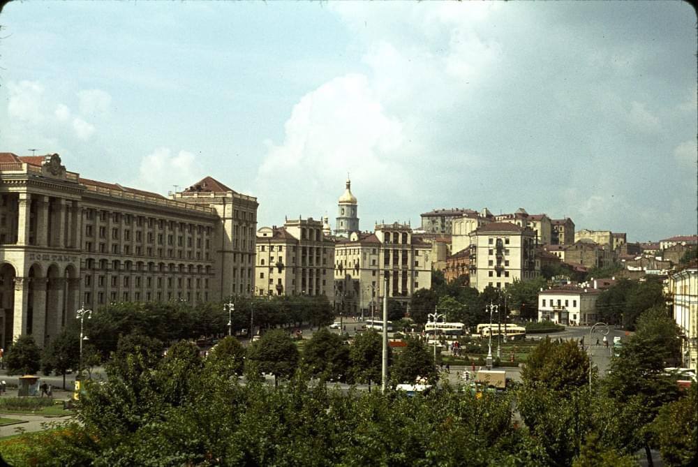 The web shows how the French scientist saw the center of Kyiv in 1964. Archival photo