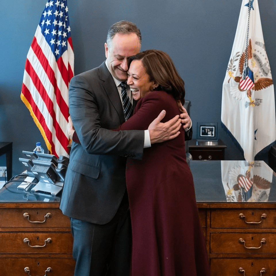 From a blind date to a strong family. The love story of Kamala Harris and her husband Douglas Emhoff in 10 photos