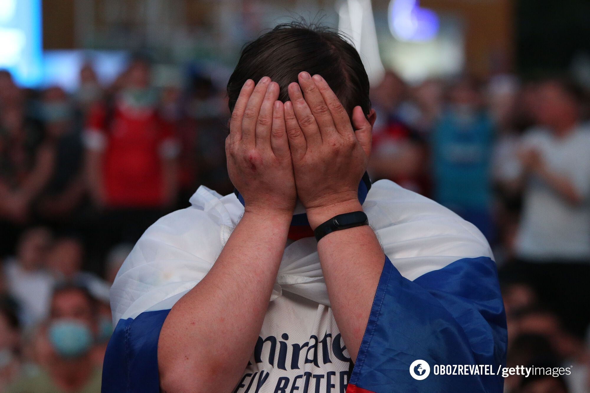 ''Go to hell!'' The Russian Olympic champion with the ''intelligence of a washing machine'' threw a tantrum over the Russian flag and became a laughingstock