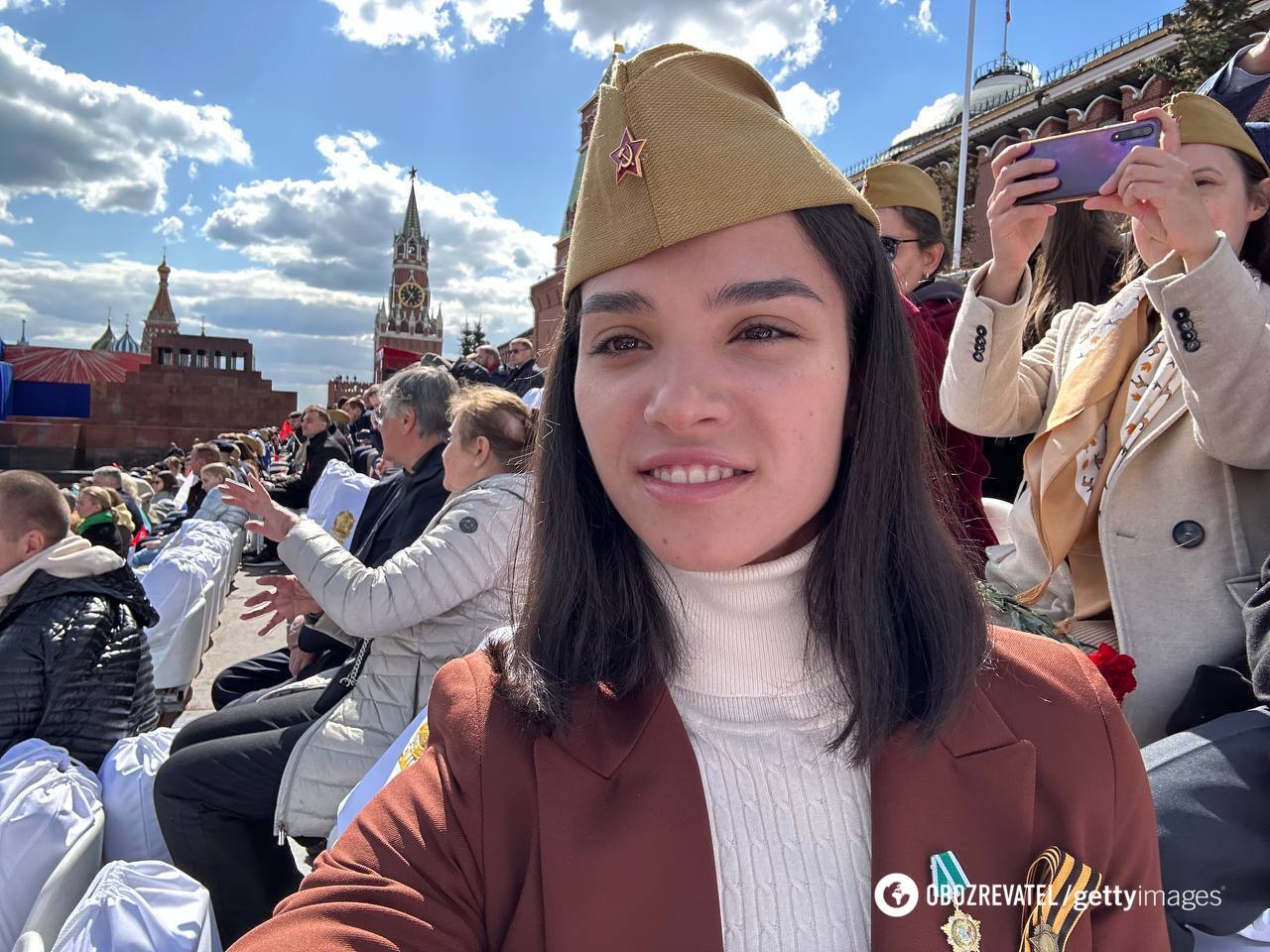 ''Go to hell!'' The Russian Olympic champion with the ''intelligence of a washing machine'' threw a tantrum over the Russian flag and became a laughingstock