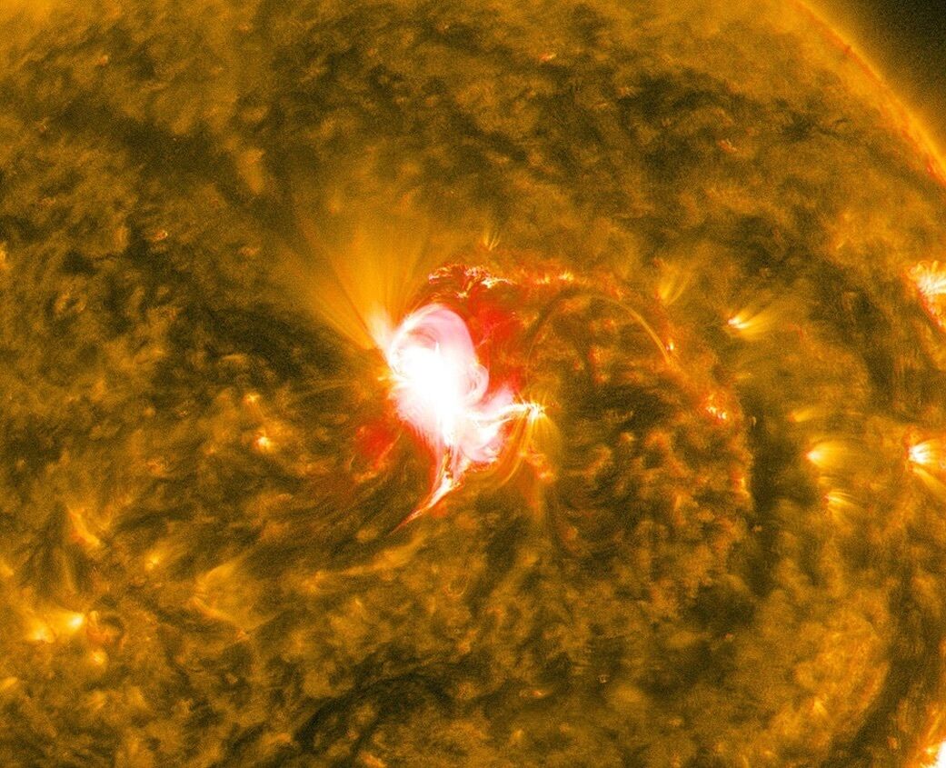 Scientists have learned to predict solar storms. Video of the latest research