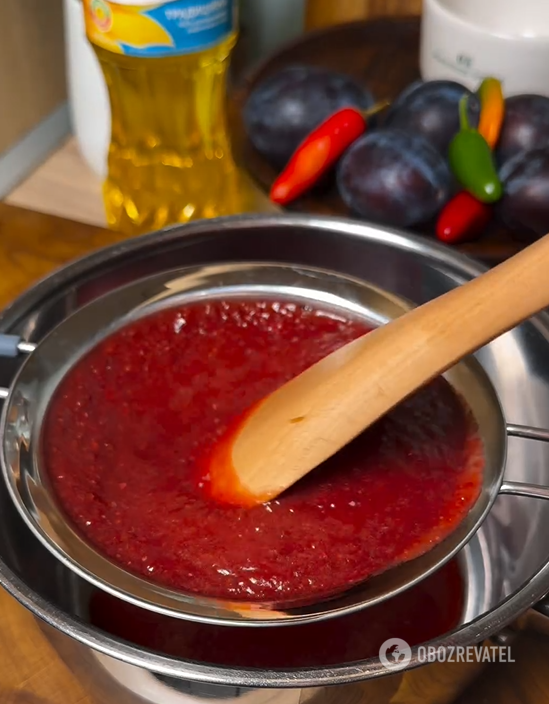 It tastes much better with it: how to make a spicy plum sauce for meat for the winter