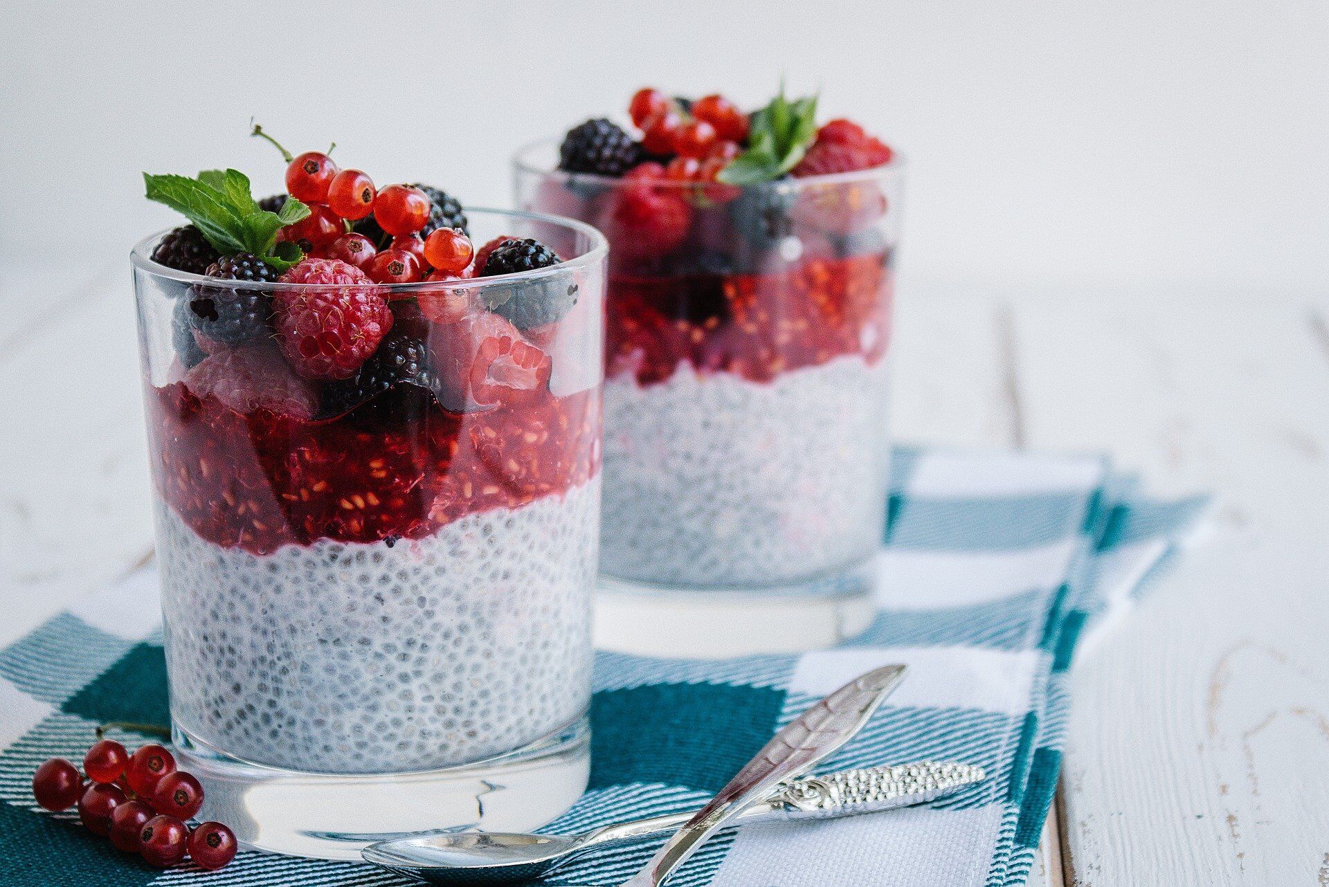 Berry smoothie with chia