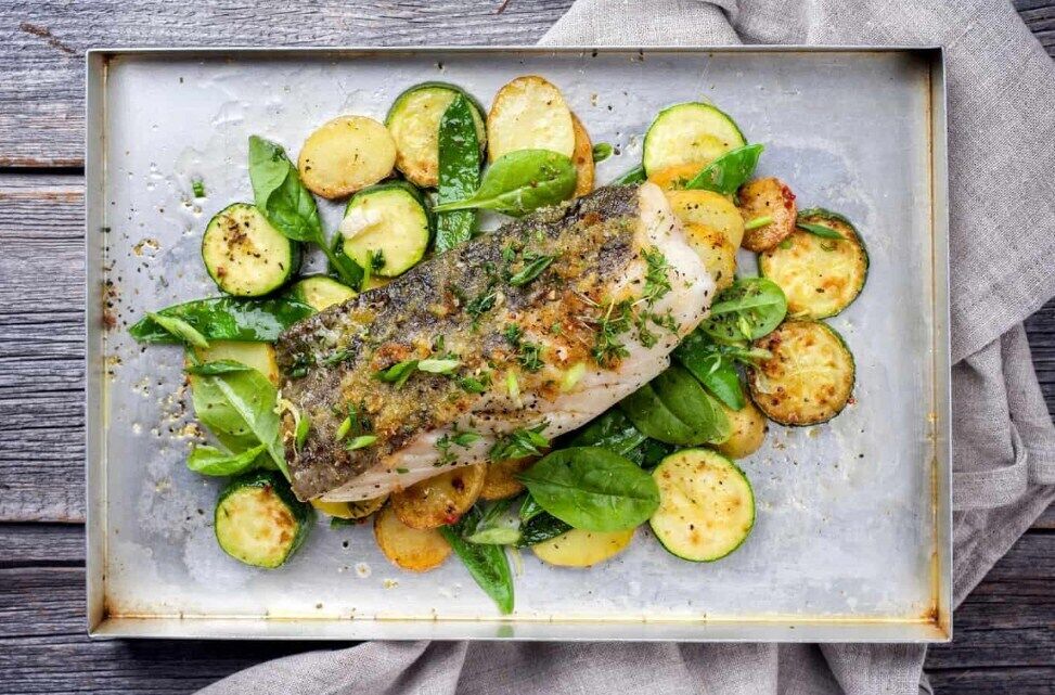 How to bake hake deliciously in the oven