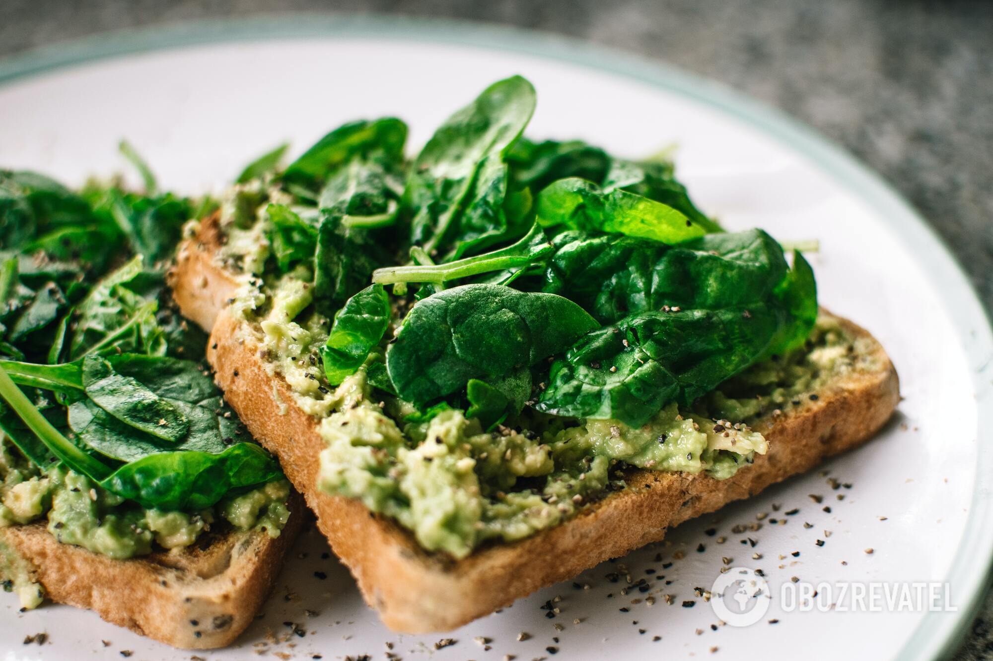 Avocado and spinach toast